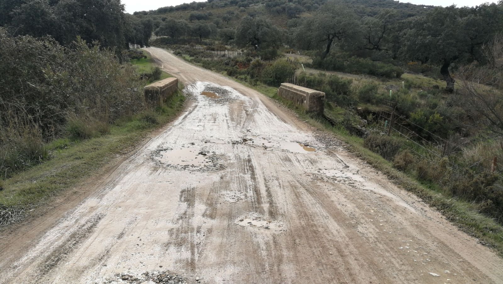 El alcalde de La Granada de Riotinto ve a su pueblo «aislado»