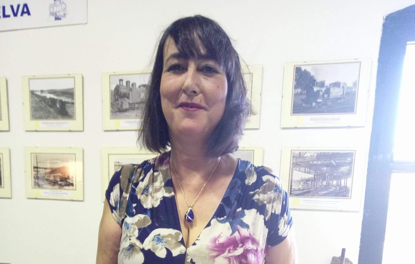 La escritora nervense Rosa María Fernández prepara la publicación de su segundo libro