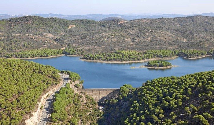 La Presa de Campofrío, la más antigua de la provincia de Huelva