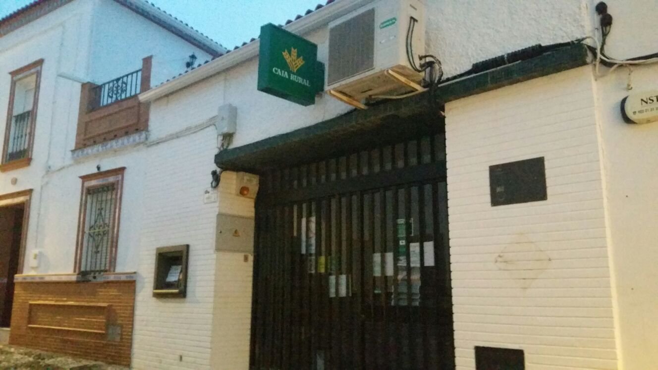 Berrocal lleva más de 10 días sin cajero ni oficina bancaria
