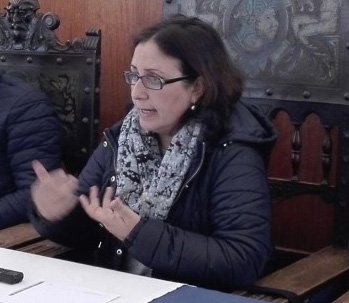 El Ayuntamiento de Riotinto se querella contra la exalcaldesa Rosa Caballero por un presunto fraude en la contratación de 23 personas