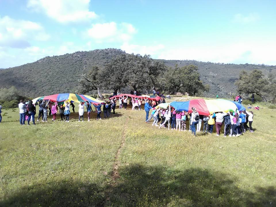 Alumnos de la Cuenca Minera celebran en Berrocal las XII Jornadas por la Paz
