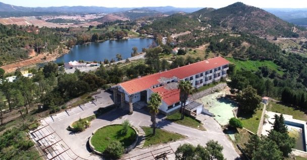 El Hotel Santa Bárbara de Riotinto pasa a manos del Ayuntamiento