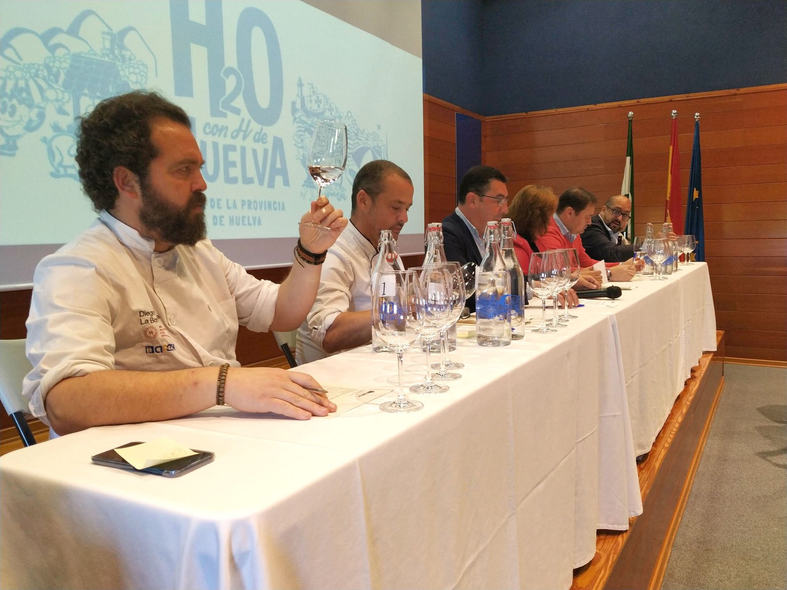 El agua de grifo de la Cuenca Minera, la segunda mejor valorada por los chefs