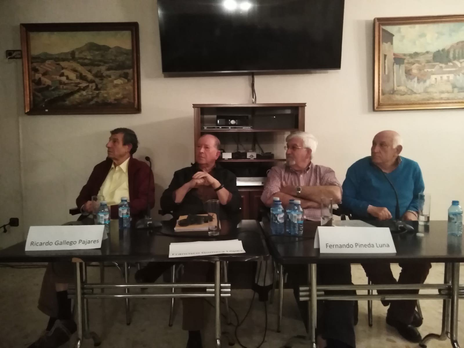Gallego, Pineda, Gomera y Sánchez desgranan la vida municipal de hace 40 años