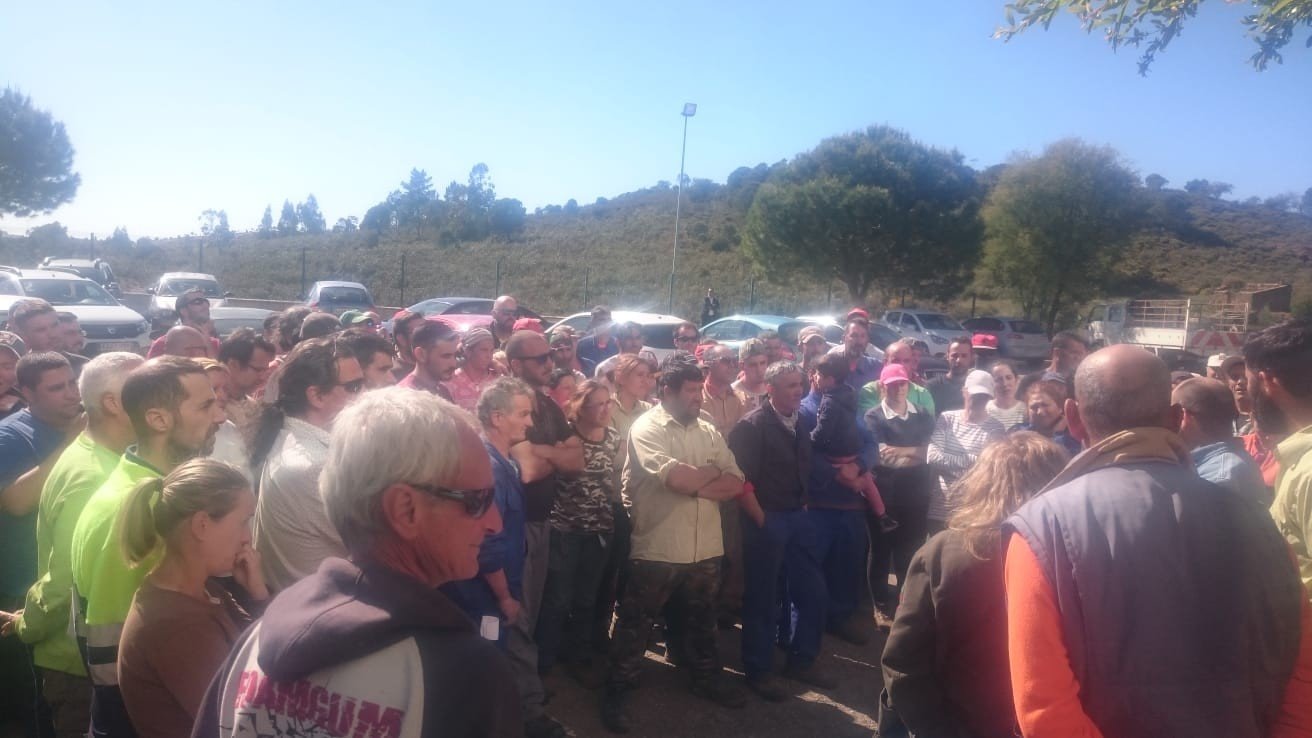 Todos los partidos acudirán a la manifestación en apoyo a la plantilla de Riotinto Fruit