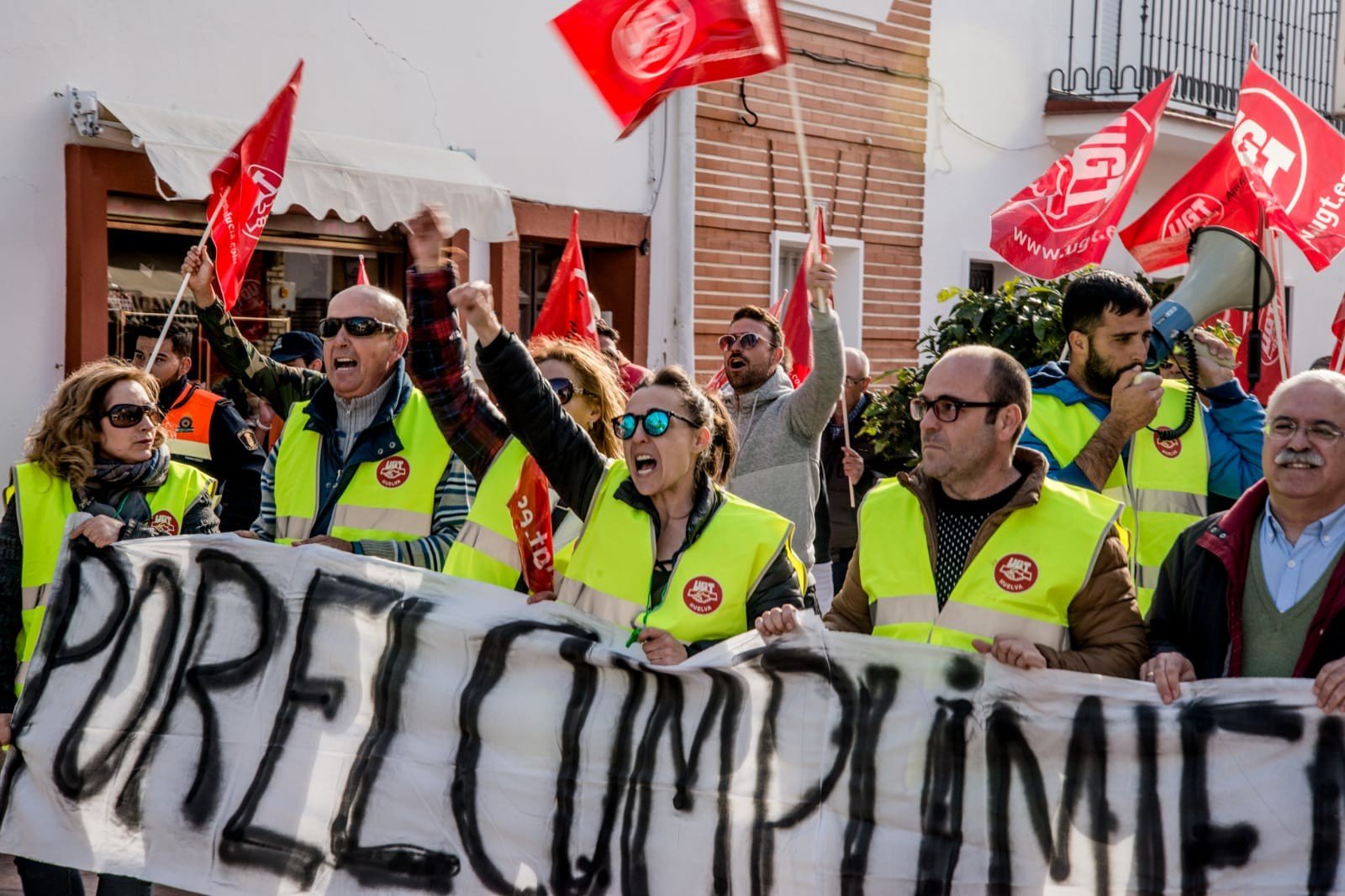 Firmado en el Sercla el acuerdo entre Riotinto Fruit y los trabajadores