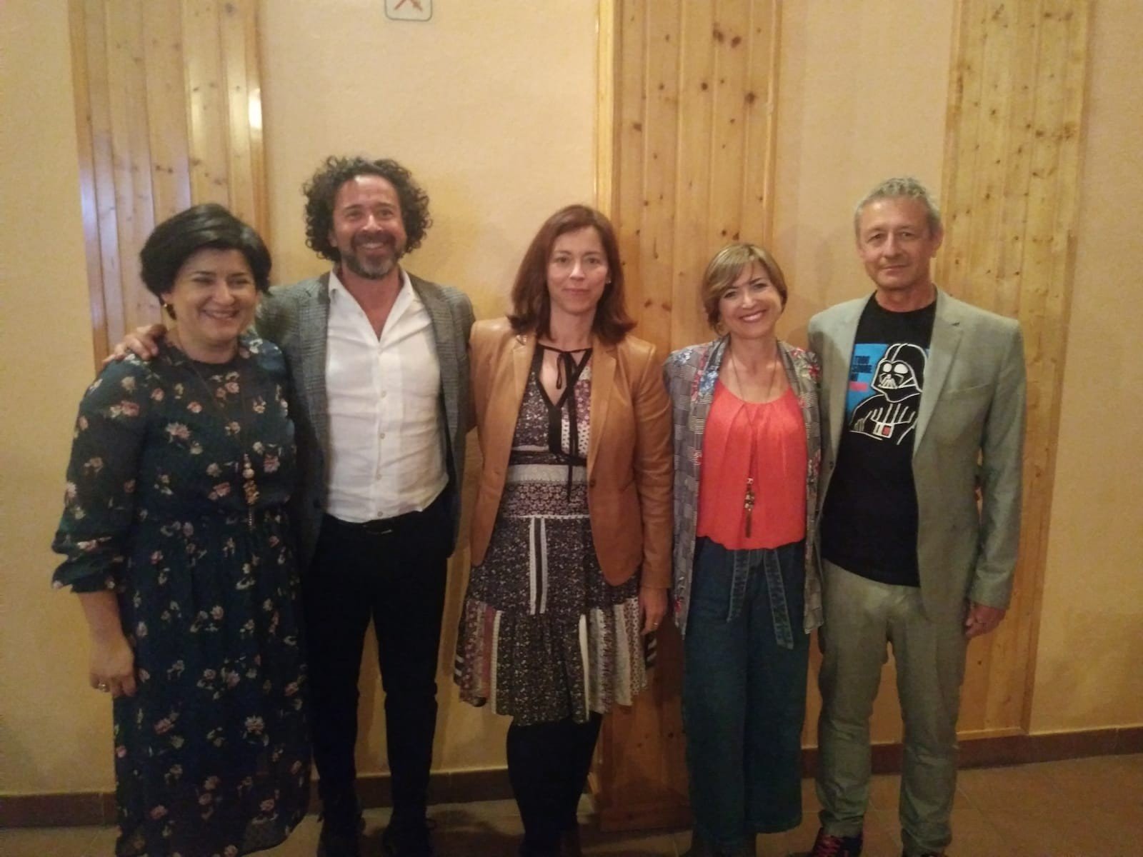 Ocho docentes de la Cuenca Minera se forman en pedagogía activa