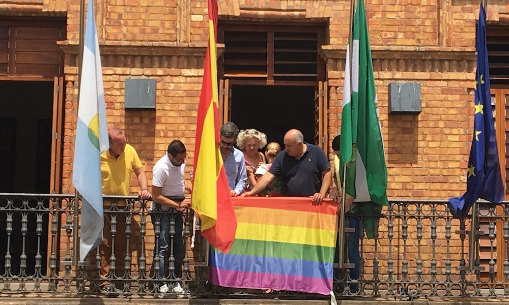 Nerva muestra su apoyo al colectivo LGTBIQ+
