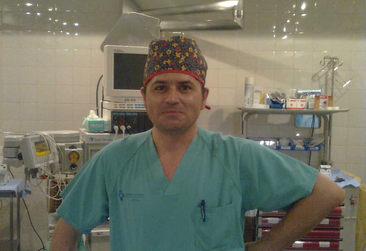 Andrés A. Pérez, un enfermero nervense en Asturias que no olvida su tierra