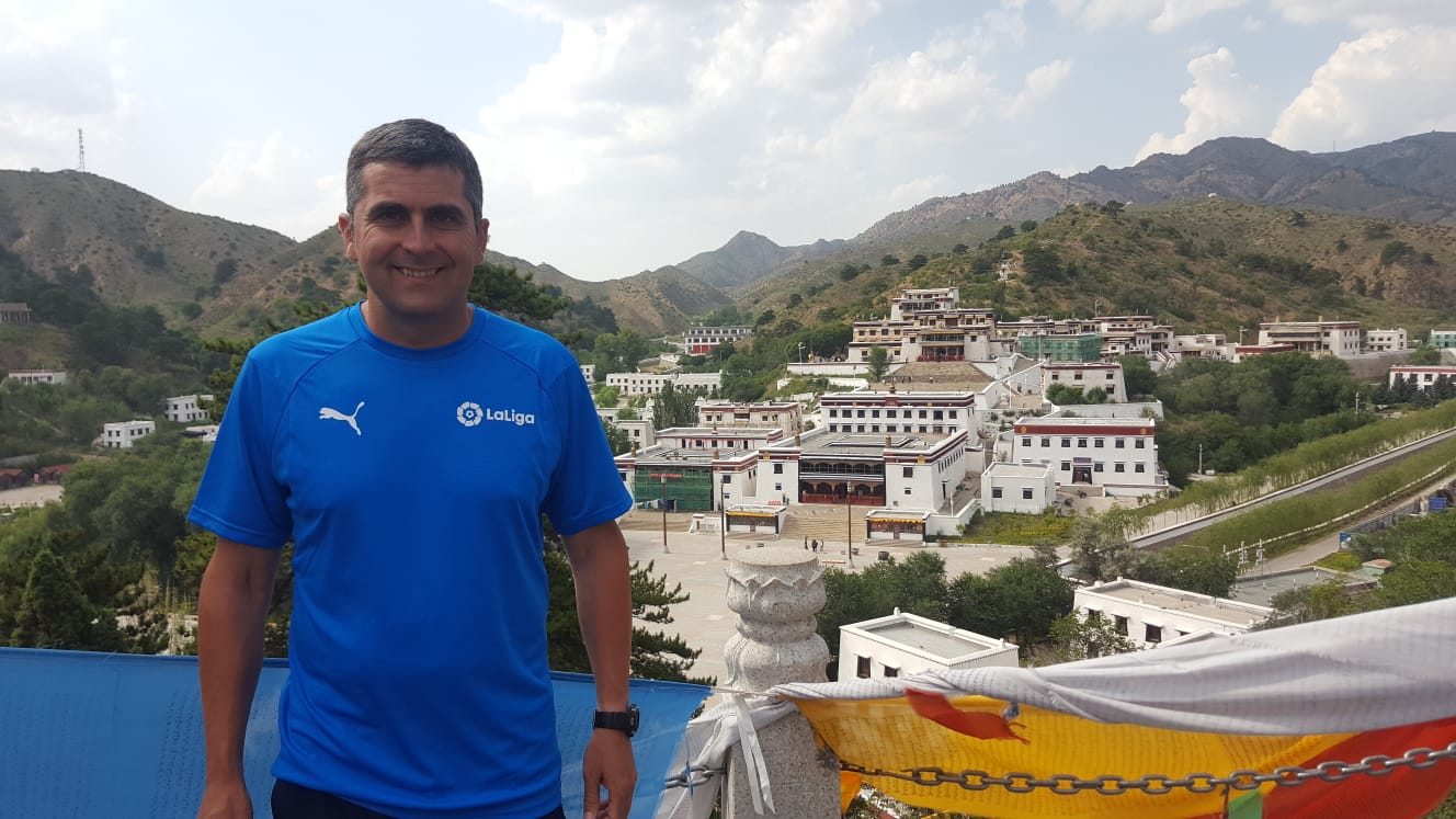 El campillero Fernando Pineda selecciona a los mejores futbolistas chinos