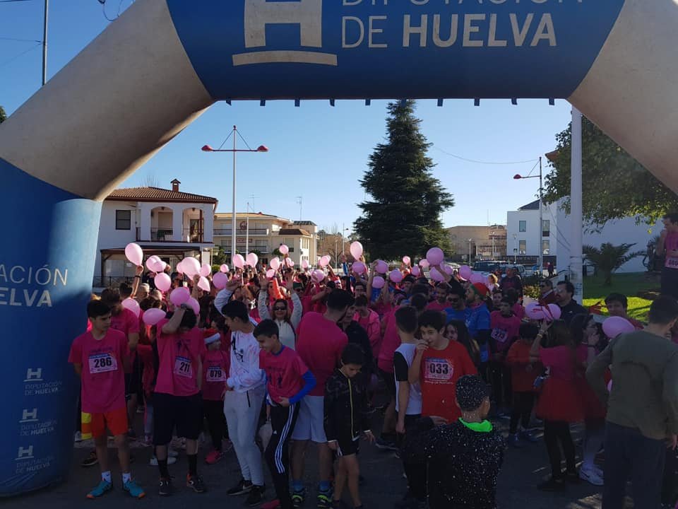 Más de 300 personas se unen en Riotinto para luchar contra el cáncer
