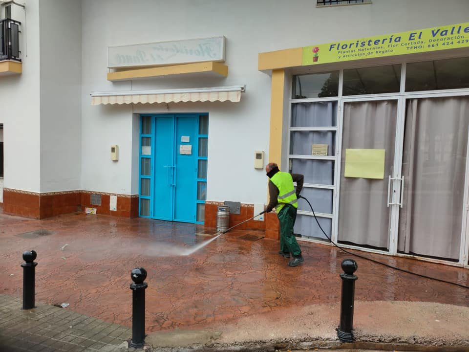 Riotinto desinfecta sus zonas más transitadas para prevenir el contagio del conoravirus