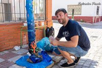 Javier Domínguez modela la Semana Santa «confinada»
