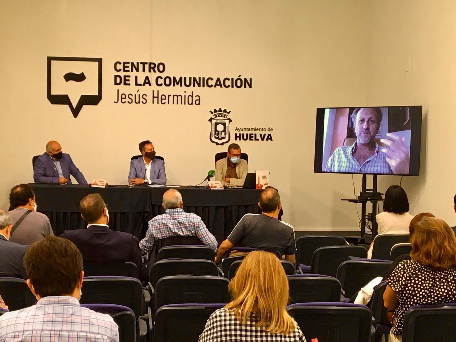 Juan Antonio Hipólito presenta ‘¡Aquí, Radio Nerva!’
