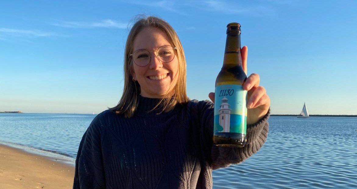 Irene Pascual, una mazagonera que triunfa con su rompedora cerveza artesanal