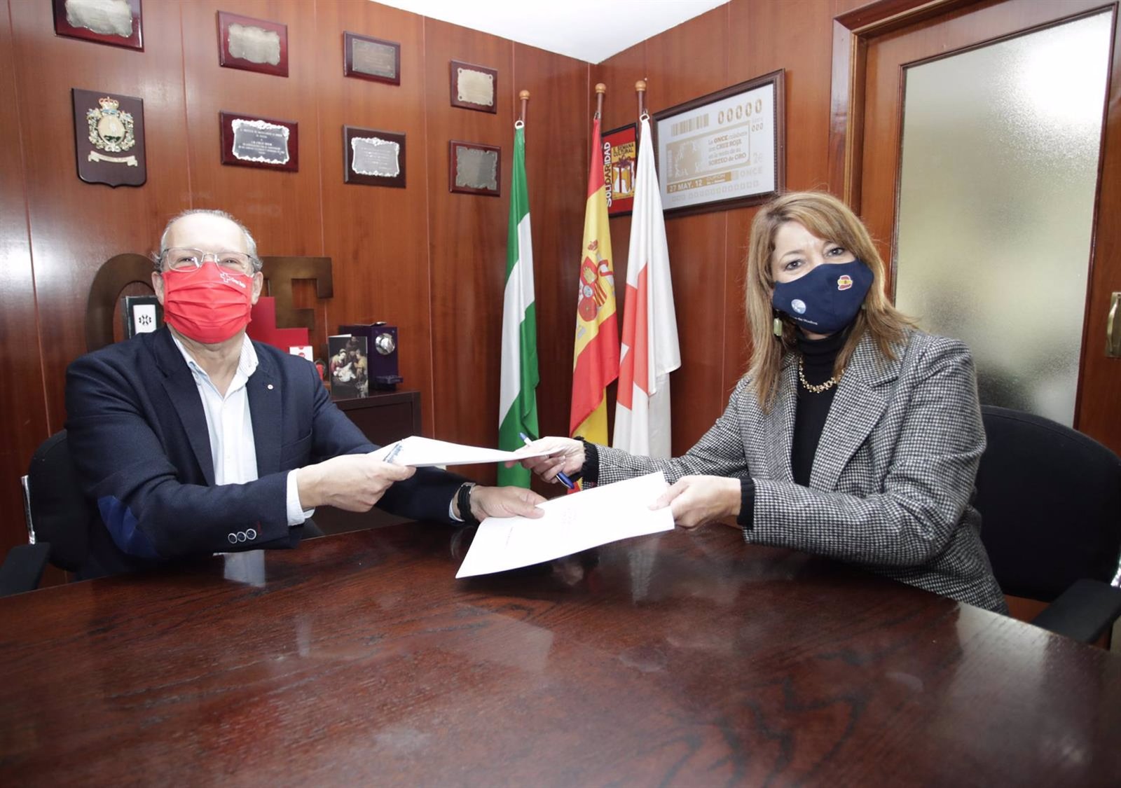 El Puerto ayuda a Cruz Roja a garantizar alimentos a familias en situación de vulnerabilidad