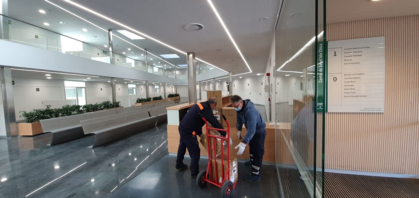 Dos meses más de espera para el centro de salud de Isla Chica