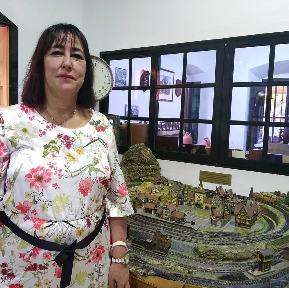 La escritora nervense Rosa María Fernández gana el primer premio de ‘Existir en Pandemia’