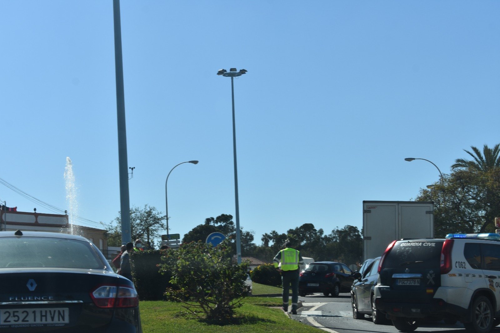 Herida una persona en un accidente múltiple en la entrada a Palos