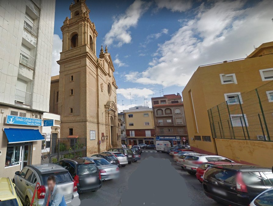 El Ayuntamiento de Huelva guarda silencio durante un año sobre si va a quitar la calle al Fundador de la Hermandad de la Victoria