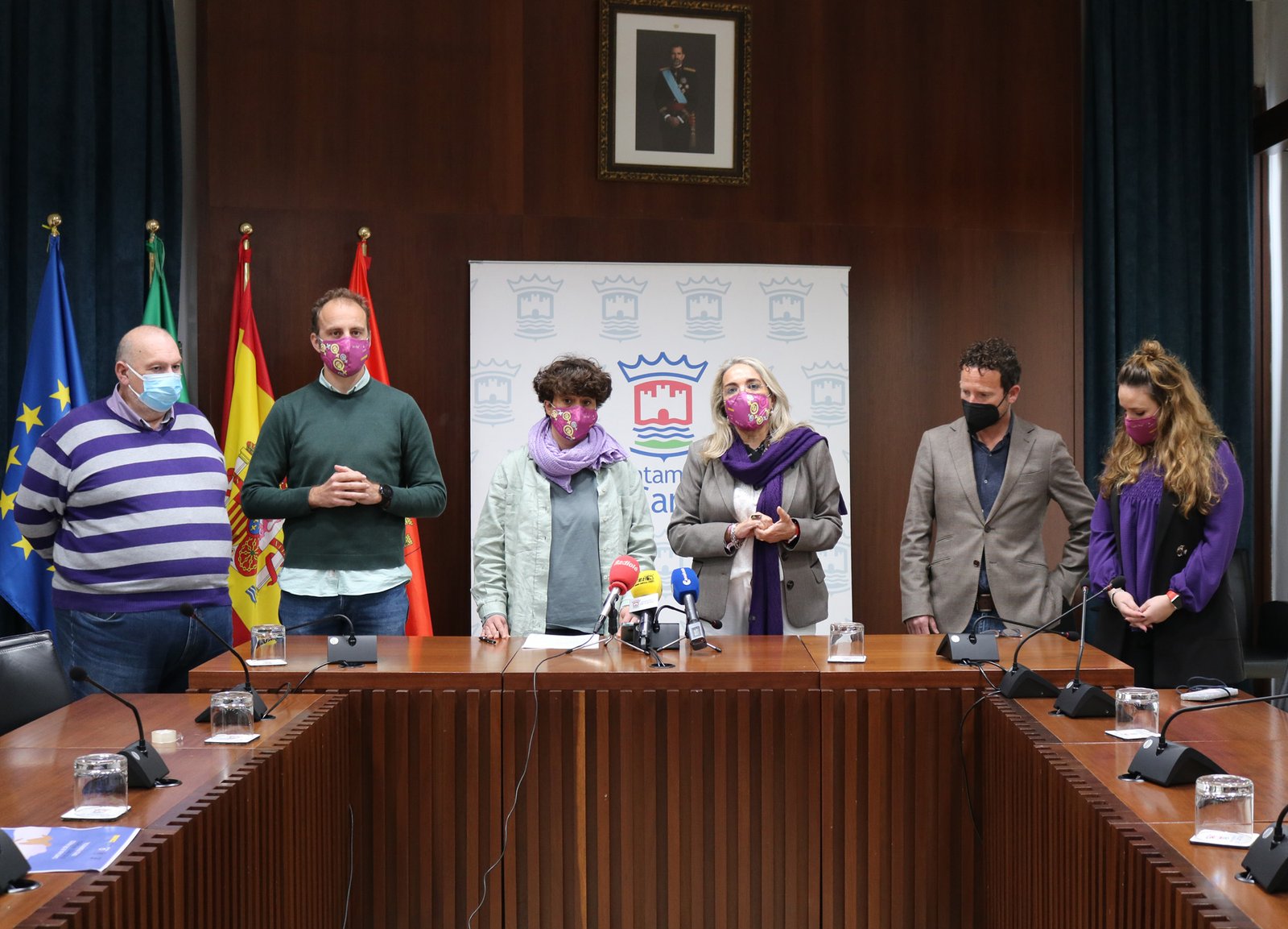 Cartaya reivindica igualdad en el cuidado de los menores y los dependientes, en el Día Internacional de la Mujer