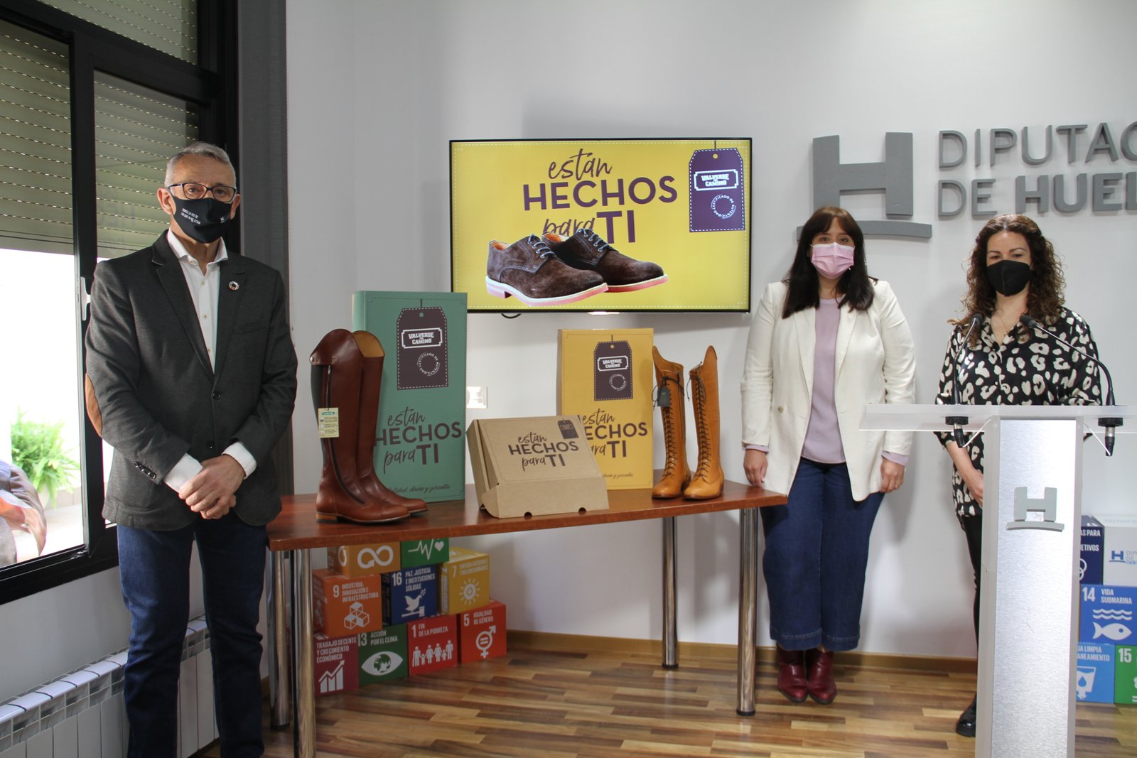 Impulsan una campaña de promoción del calzado de Valverde