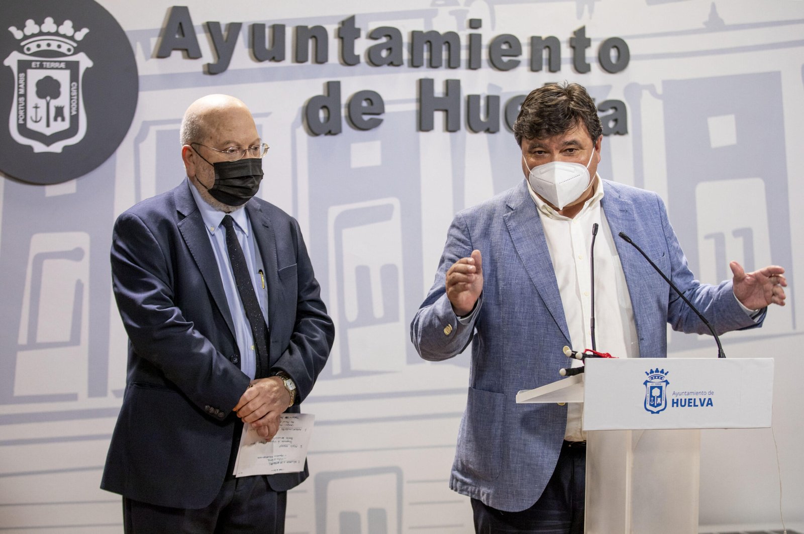 El alcalde aboga por «recuperar la unidad y la ilusión y devolver al Decano al lugar que le corresponde»