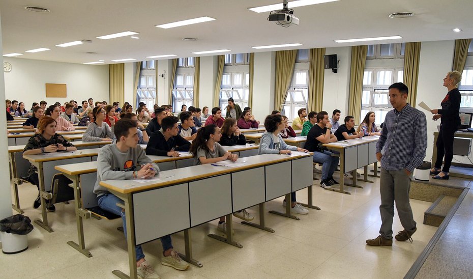 Un total de 1.880 alumnos onubenses pueden inscribirse ya en un grado tras pasar la PEvAU