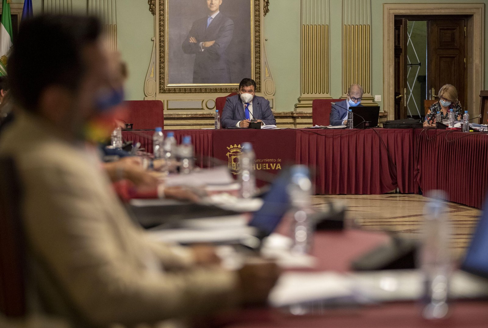 La ultraderecha impide el consenso en favor de los derechos del Colectivo LGTBIQ+ en el pleno de Huelva