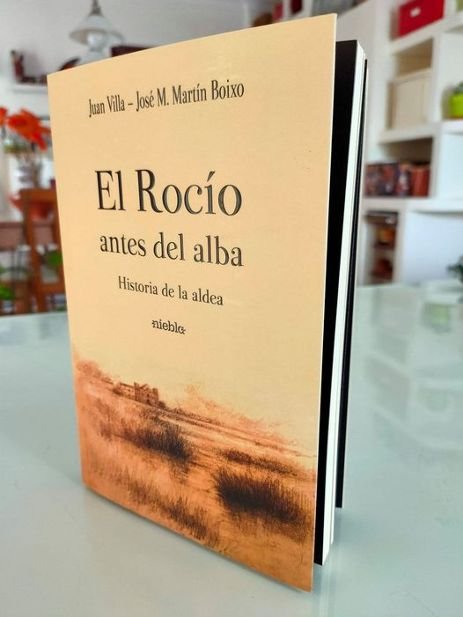 El primer libro sobre la historia de El Rocío llega este viernes a la aldea