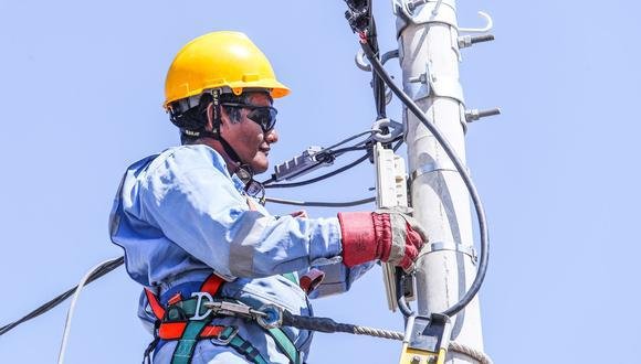 Bollullos recomienda reclamar los microcortes eléctricos que sufre el municipio