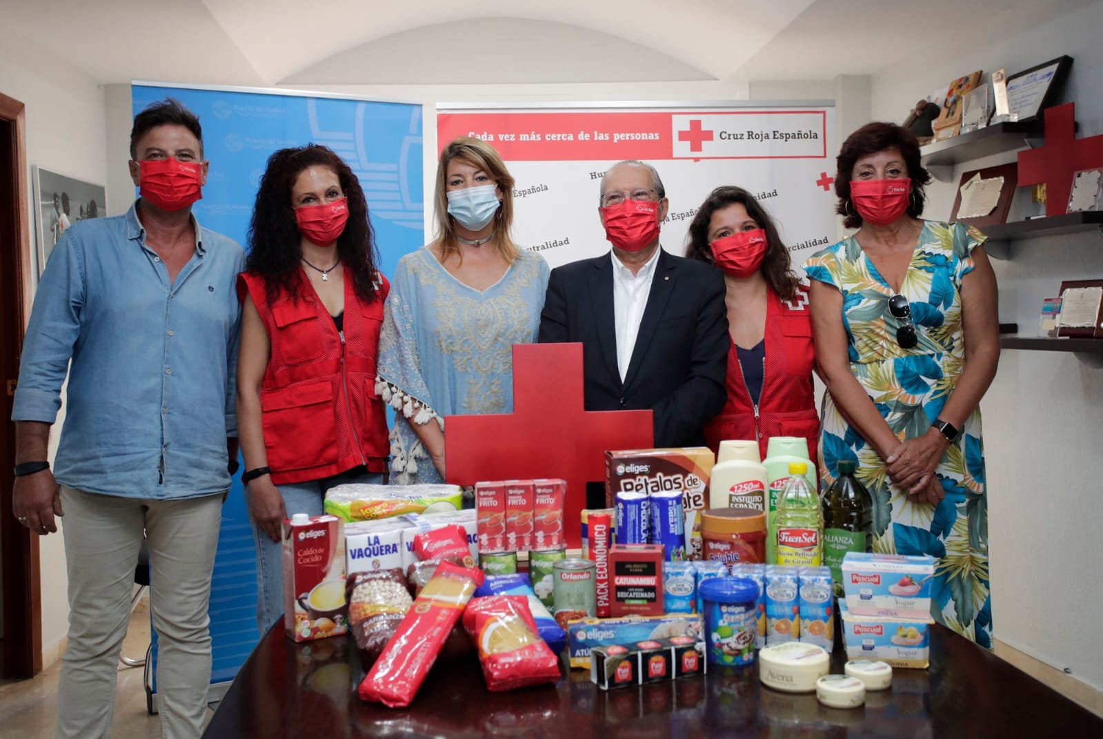 El Puerto de Huelva presta ayuda a Cruz Roja para garantizar que al menos 50 familias en situación de extrema vulnerabilidad dispongan de alimentos