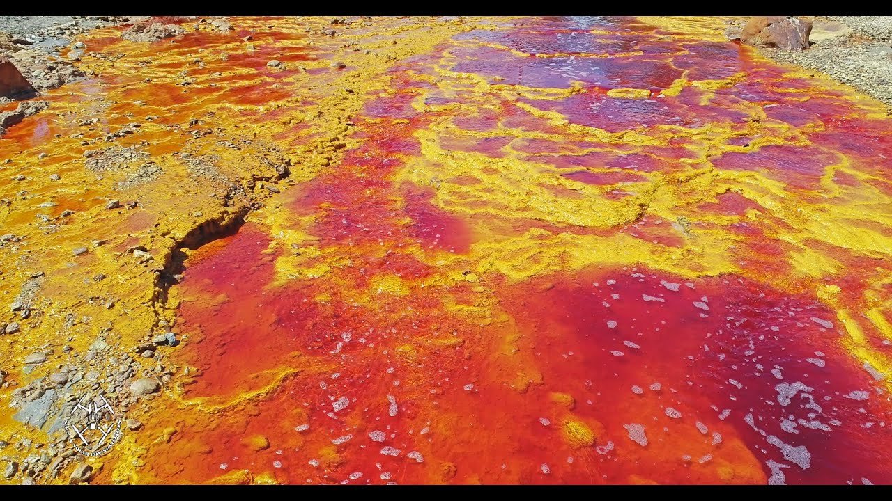 Muestran la belleza del río Tinto a través de un dron
