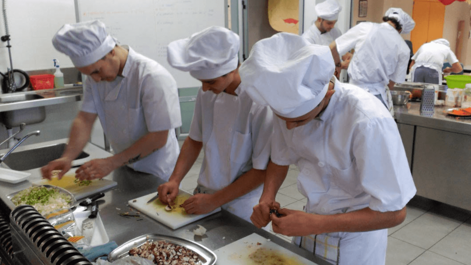 Buscan a un ayudante de cocina para Minas de Riotinto