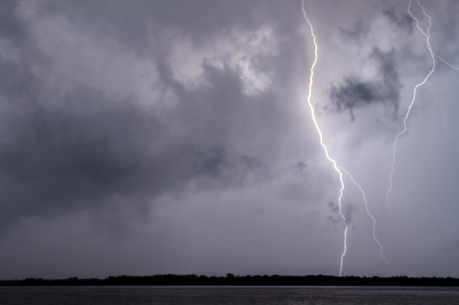 Aviso amarillo por tormentas en la Cuenca Minera para este miércoles a partir de las 12.00 horas