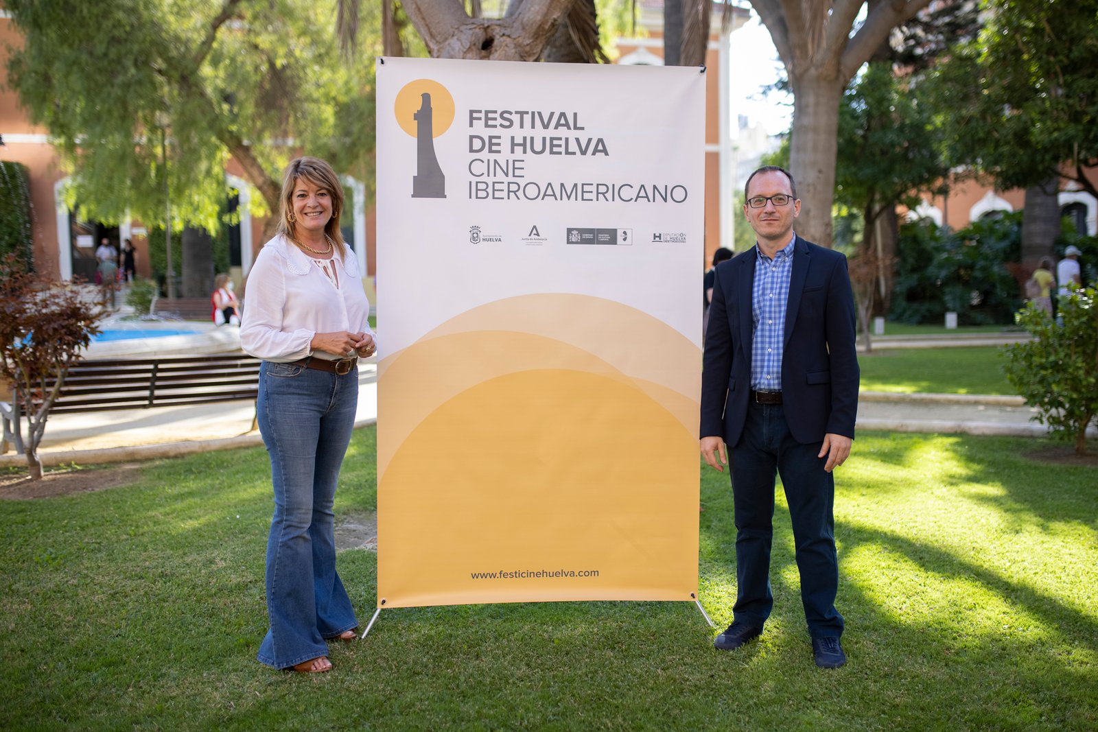El Puerto renueva su compromiso con el Festival de Cine