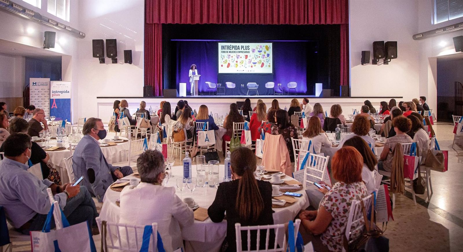 Un centenar de mujeres empresarias de España y Portugal se dan cita en el ‘Foro Intrépida Plus’