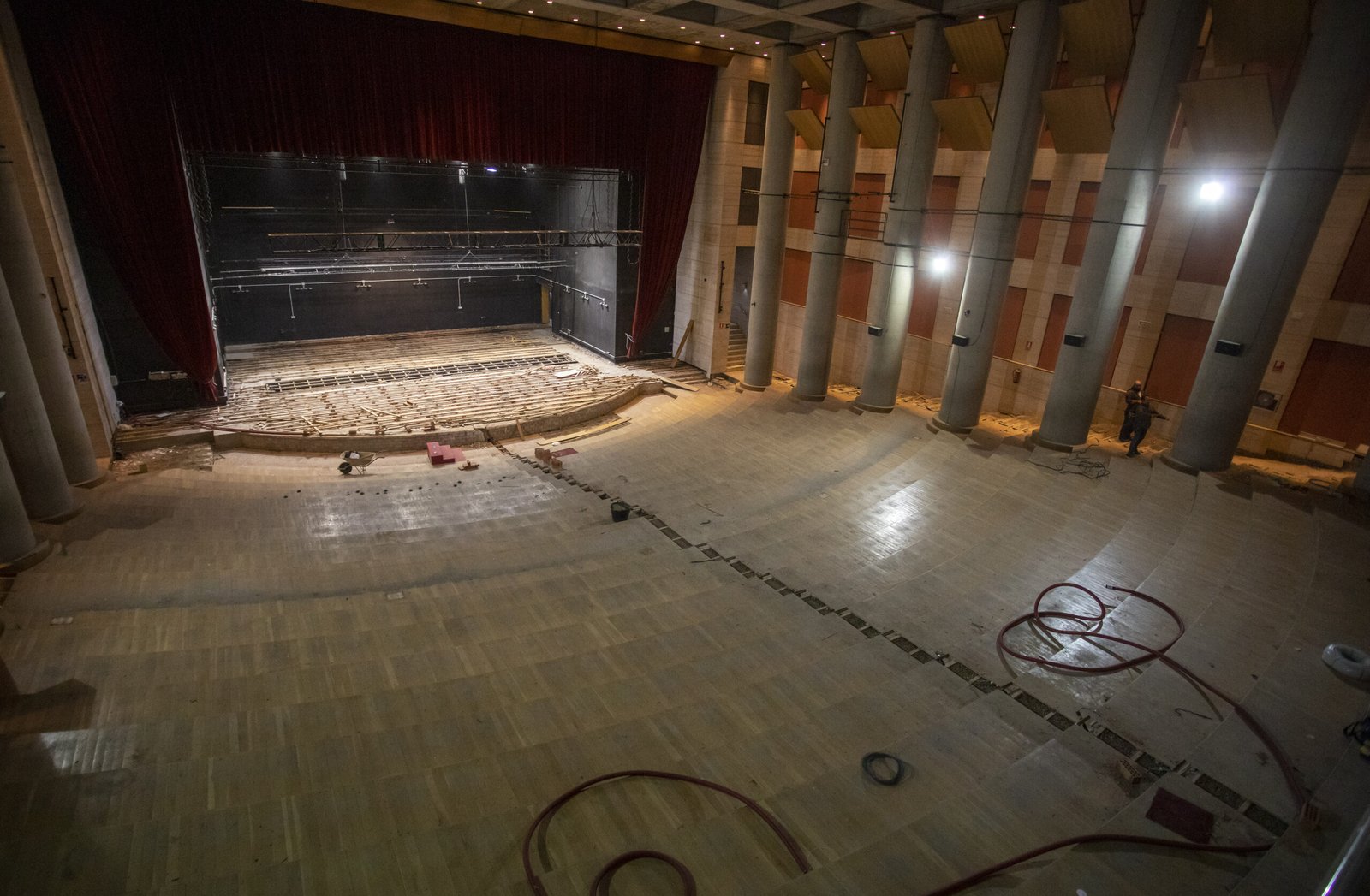 Avanza la mayor reforma del auditorio de la Casa Colón «en tres décadas»