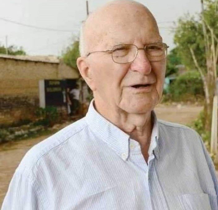 Fallece el Padre Paco Oliva en Paraguay