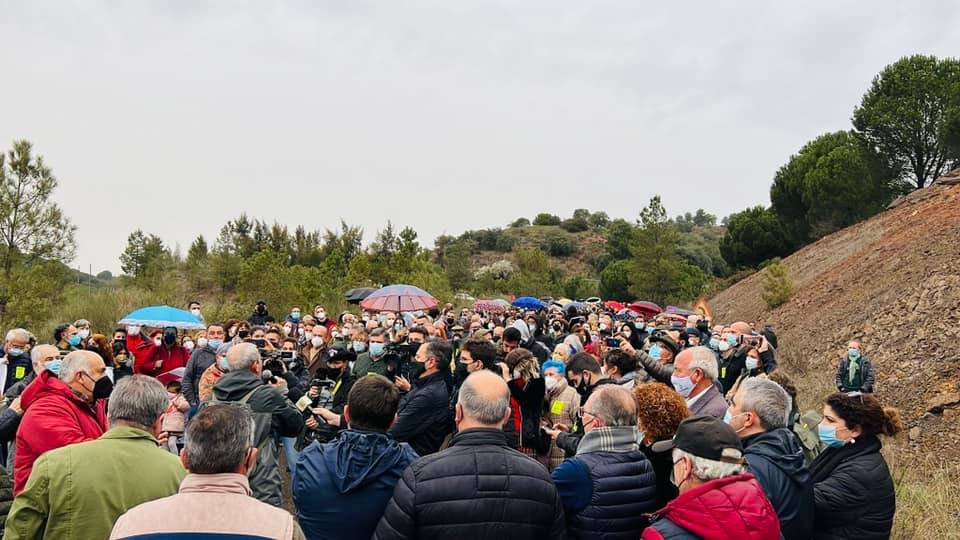 Clamor popular contra el vertedero de Nerva
