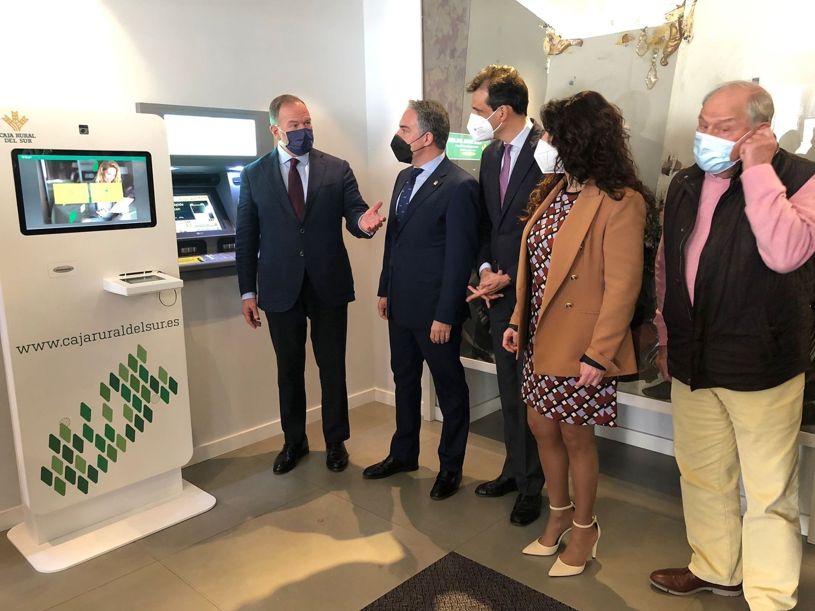 Caja Rural pone en marcha una solución tecnológica para acercar las sucursales bancarias a las zonas rurales