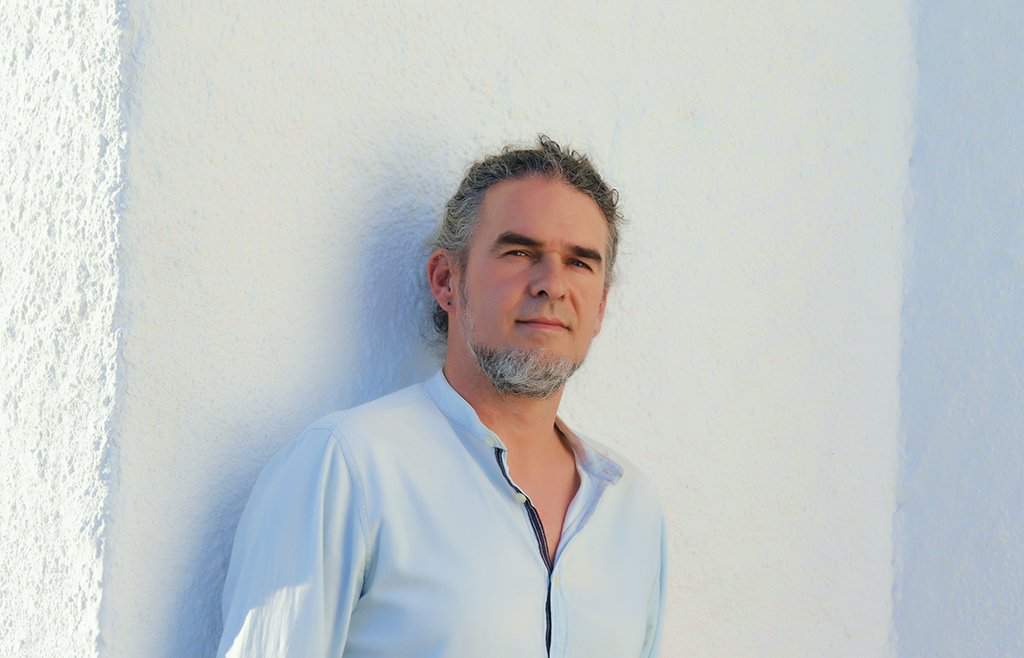 Vázquez Lazo se estrena como novelista con una obra llena de pasiones, costumbrismo y suspense