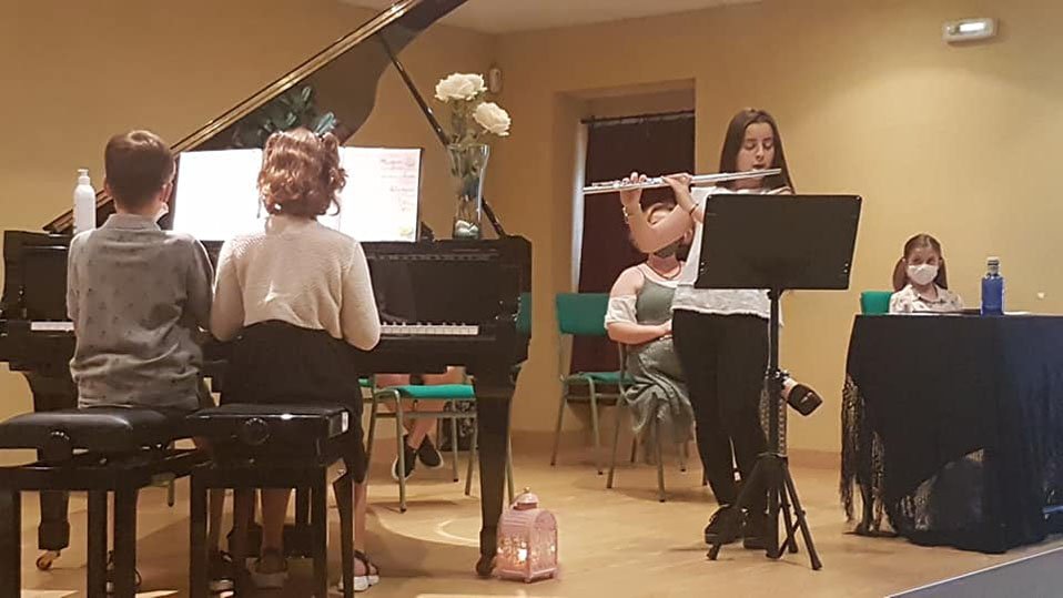 El Conservatorio de Nerva amplía su oferta con la enseñanza elemental básica de Violín