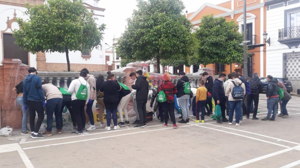Los corresponsales juveniles del IAJ de Nerva participan en un encuentro en Rociana