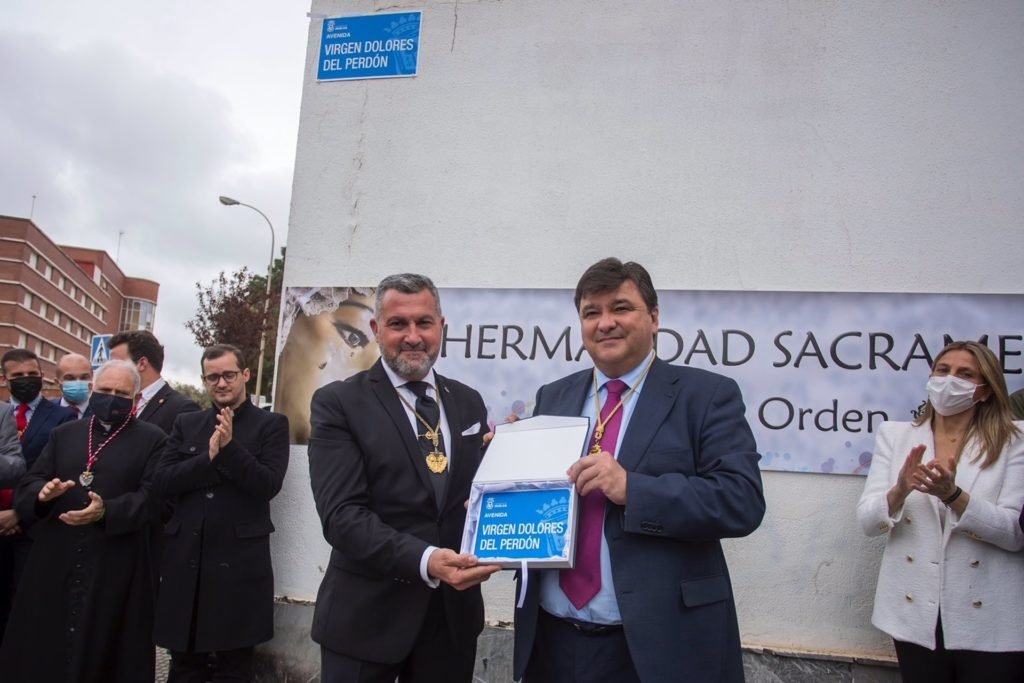 El barrio de La Orden ya cuenta con una avenida dedicada a la Virgen de Los Dolores