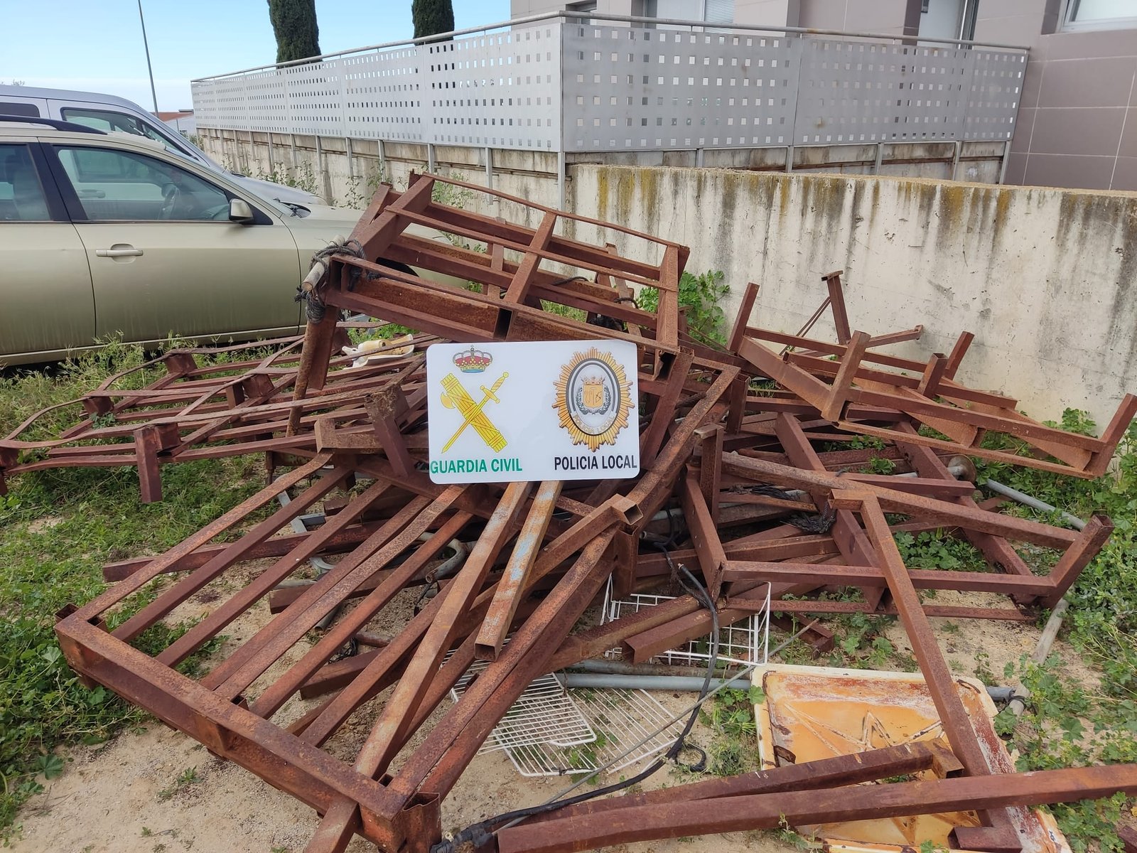 Frustran un robo en Bollullos y los detienen tras una persecución hasta Rociana