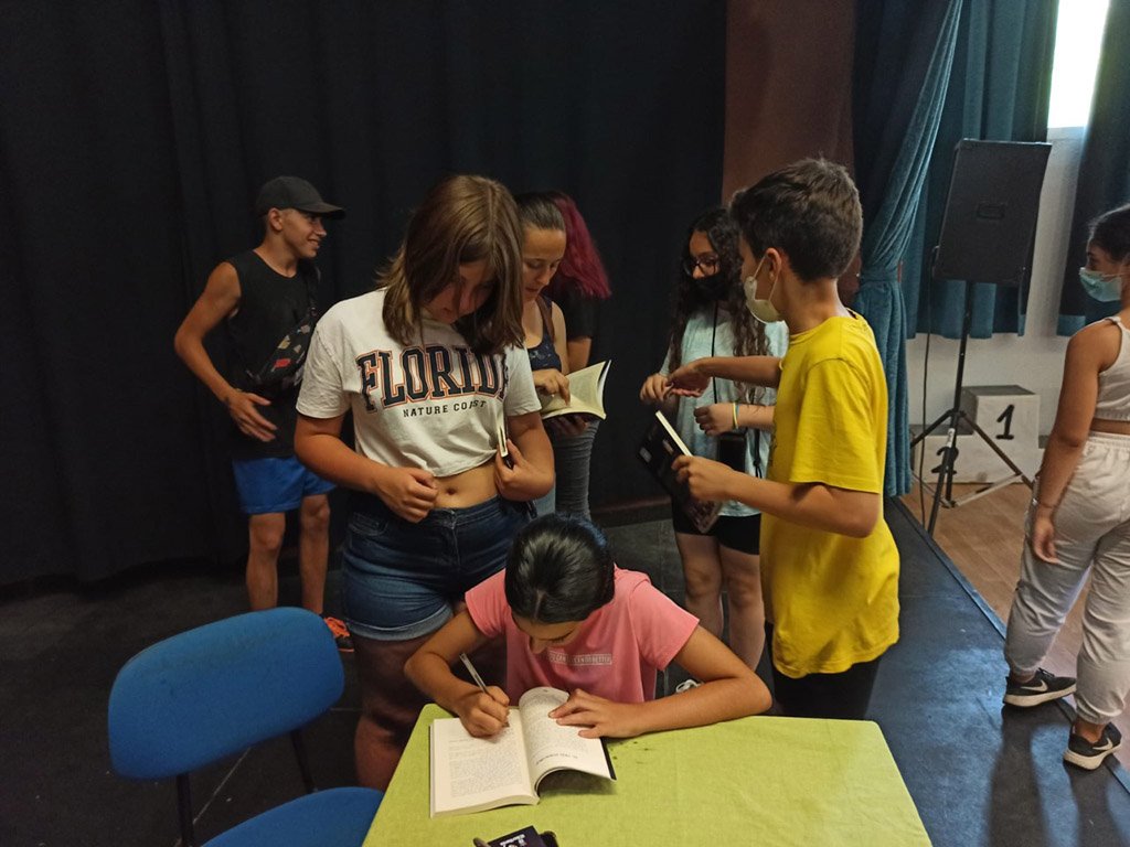 Los alumnos del Pintor Pedro Gómez se convierten en ‘IEScritores’