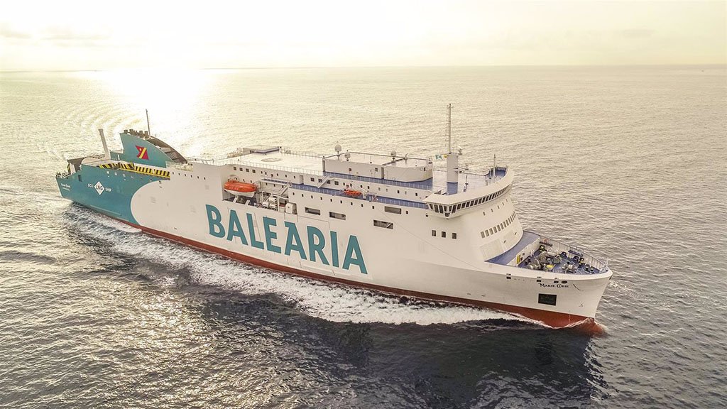 El número de pasajeros de las líneas Huelva-Canarias crece un 75%