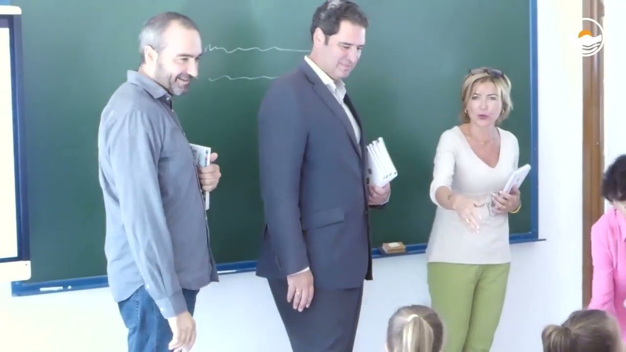 La patronal minera regala agendas a los alumnos de los centros escolares de la Cuenca Minera